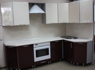 Кухня Ваниль глянец+Пурпур металлик/Желтый мрамор глянец 26мм