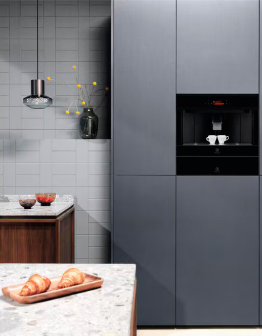 Кофемашина встраиваемая Electrolux EBC85H