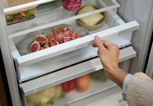 Встраиваемый холодильник Electrolux E8MNCD18S