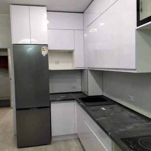 Кухня Тальк Лофт витрина