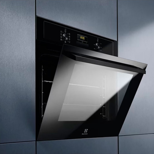 Электрический духовой шкаф Electrolux EOF3H50BK