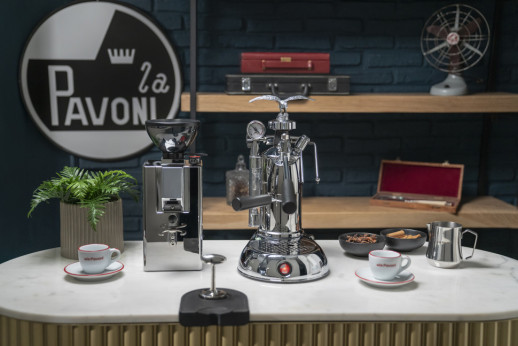 Кофемашина La Pavoni LPLMLN01EU
