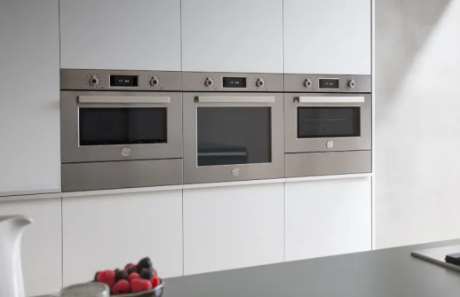Электрический духовой шкаф с функцией СВЧ Bertazzoni FPRO4077MTX3