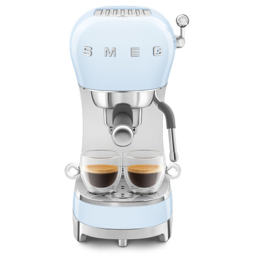 Кофеварка Smeg ECF02PBEU пастельный голубой