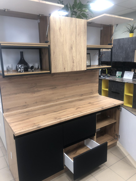 Кухонный гарнитур Рустик соломенный/Силк оникс